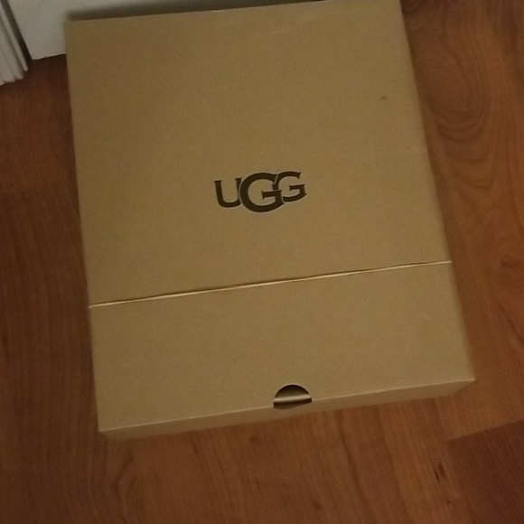 Ugg Sequin mini short Boot - Picture 11 of 11